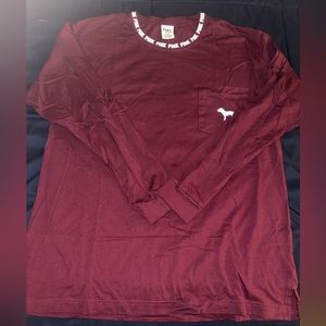 VS Pink long sleeve tee.